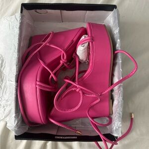 Liliana Wedge heels
